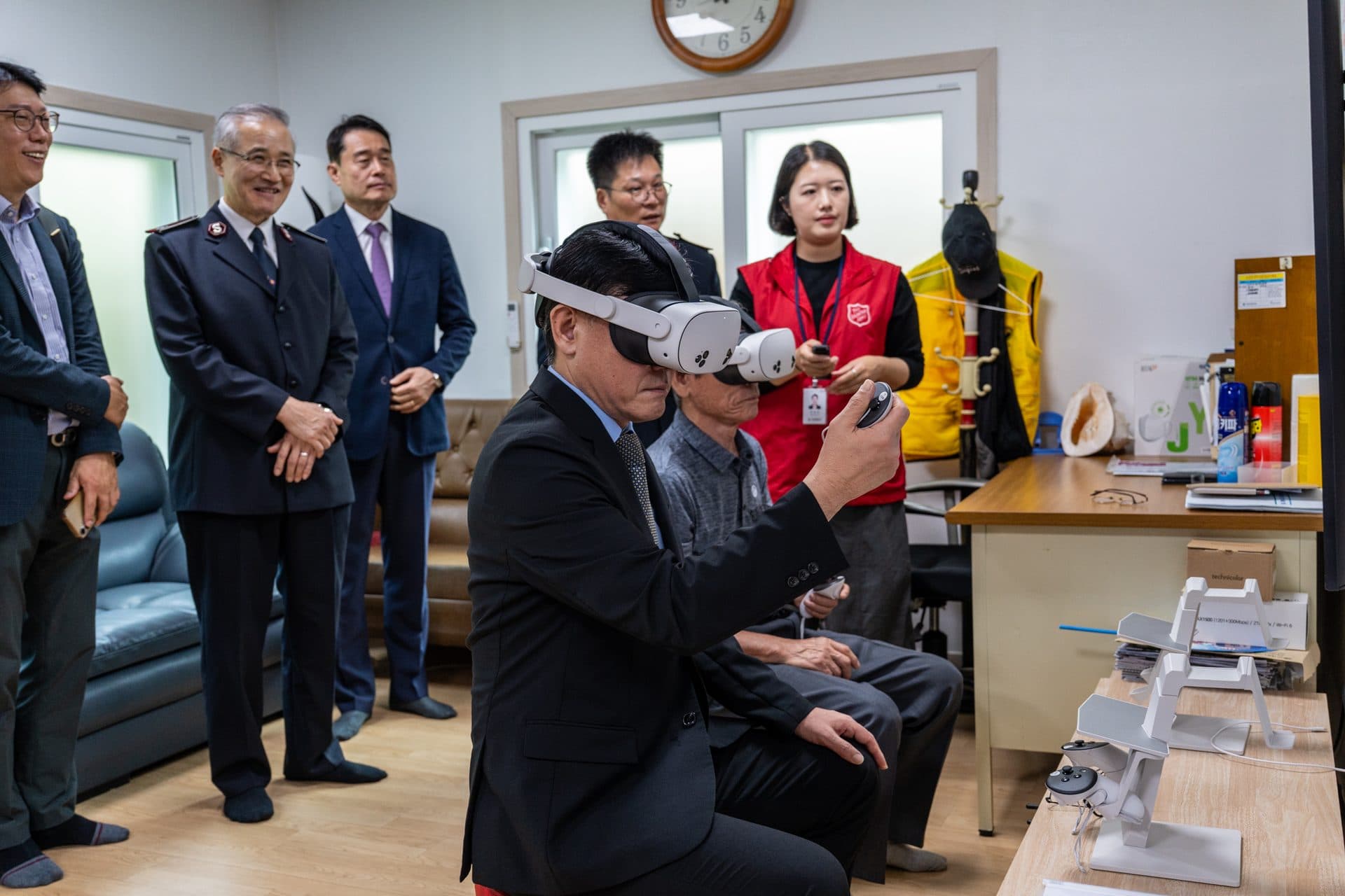 군산 스마트노인정 VR 체험 현장