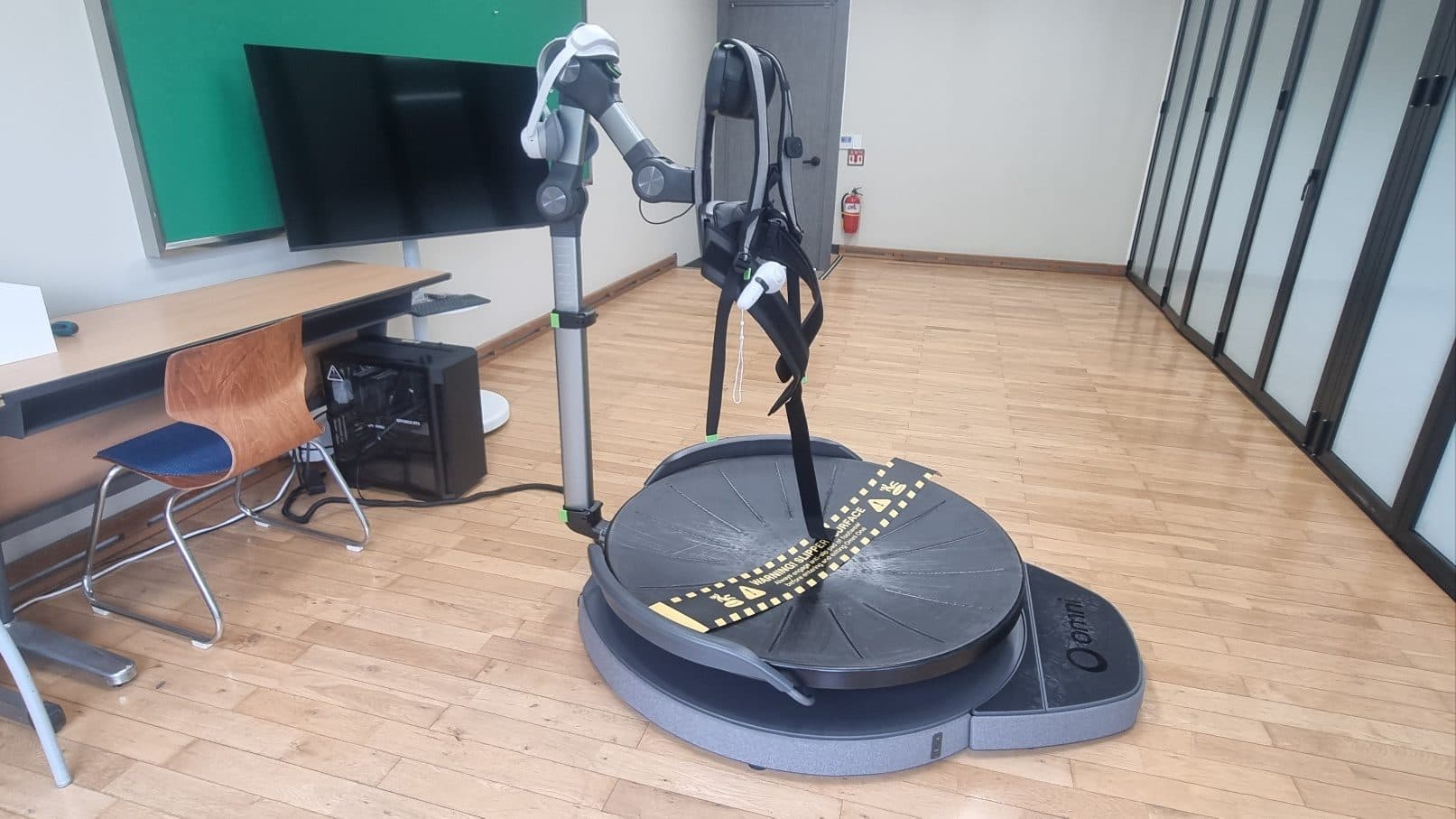대경대학교 국방로봇학과 Omni One 측면